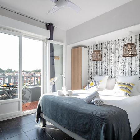 Hotel La Baine カップブルトン エクステリア 写真