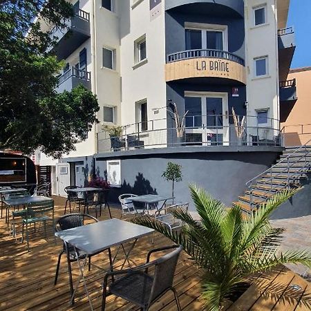 Hotel La Baine カップブルトン エクステリア 写真