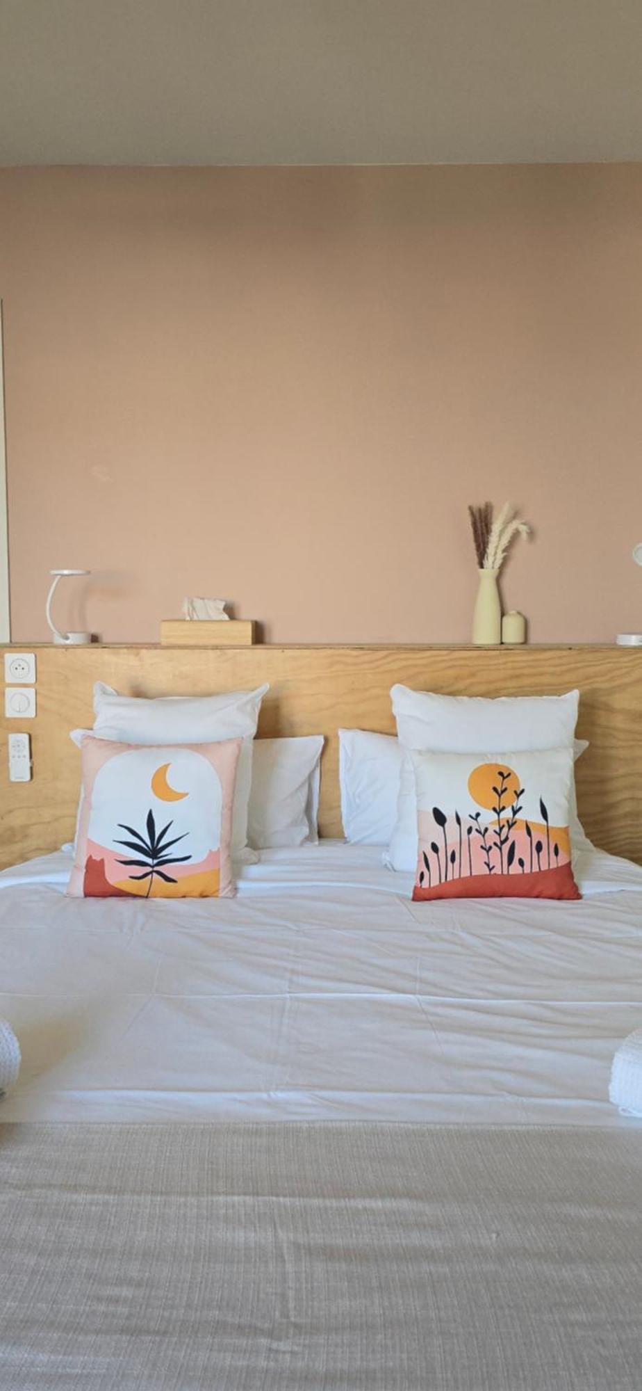 Hotel La Baine カップブルトン エクステリア 写真
