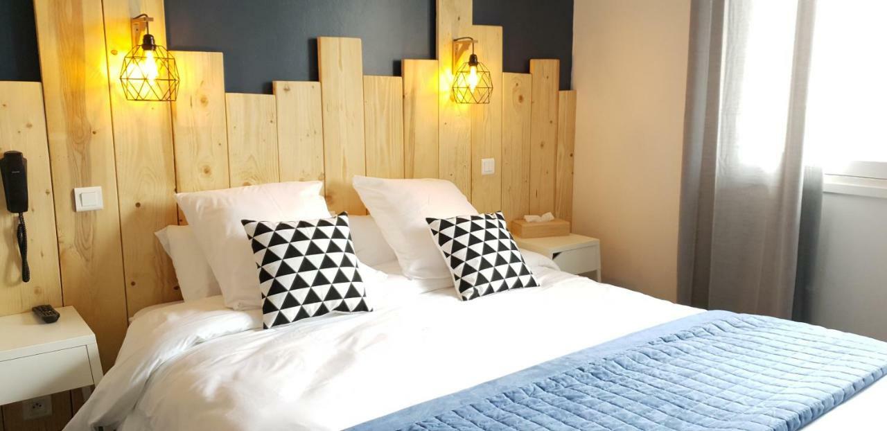 Hotel La Baine カップブルトン エクステリア 写真