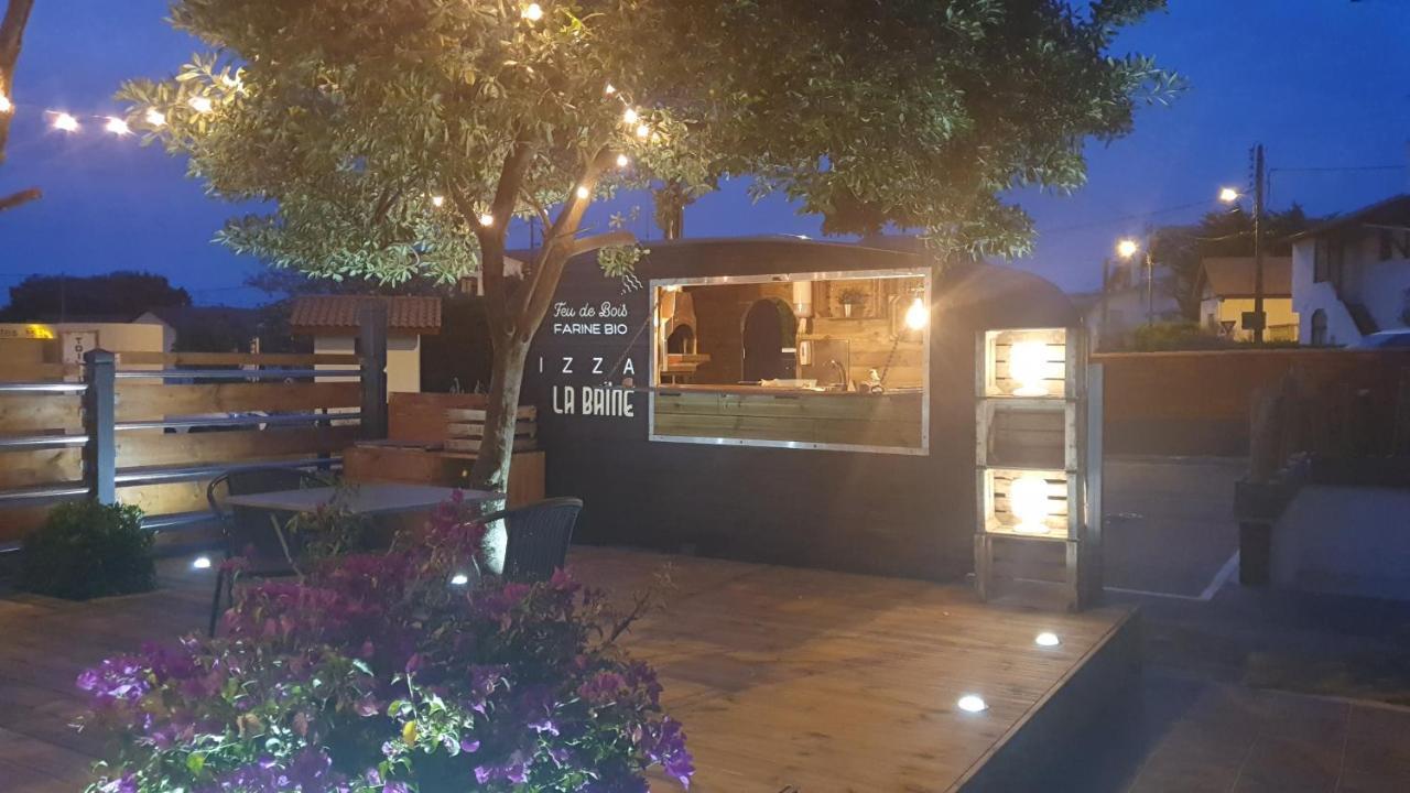Hotel La Baine カップブルトン エクステリア 写真